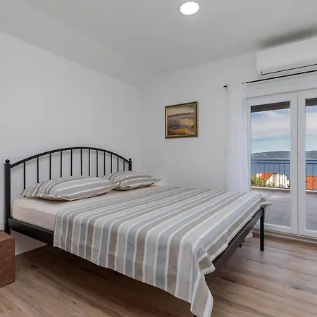 Irena Apartament *